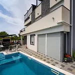My Dalmatia - Nikita With Private Pool Zaboric