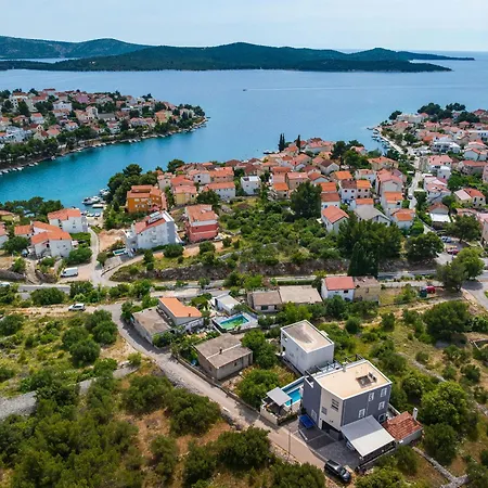 My Dalmatia - Nikita With Private Pool Apartmán *