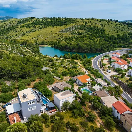 My Dalmatia - Nikita With Private Pool Apartment Zaboric