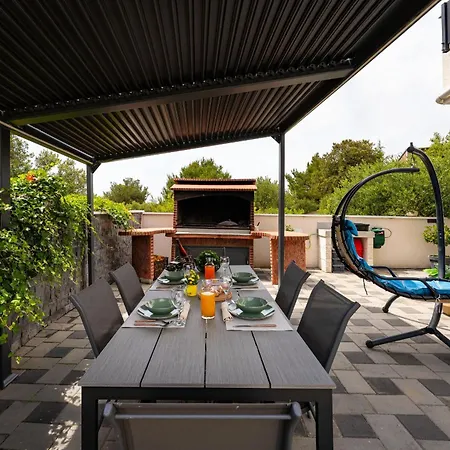 My Dalmatia - Nikita With Private Pool Apartment Zaboric
