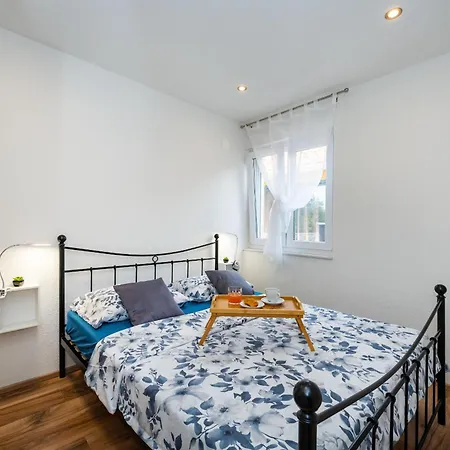 Apartment My Dalmatia - Nikita With Private Pool Zaboric