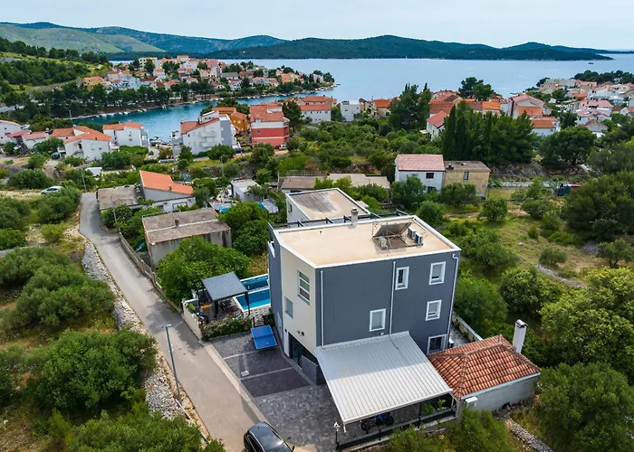 My Dalmatia - Nikita With Private Pool *