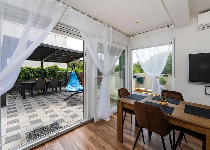 My Dalmatia - Nikita With Private Pool Appartement *